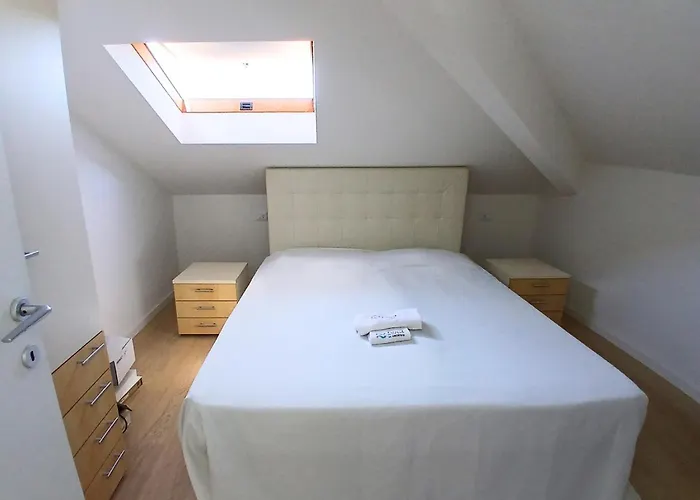 Cv017 - Milano Marittima, Elegante Mansarda Con Aria Condizionata Cervia