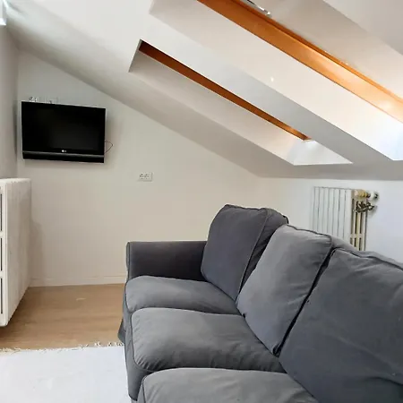 Cv017 - Milano Marittima, Elegante Mansarda Con Aria Condizionata Apartamento *