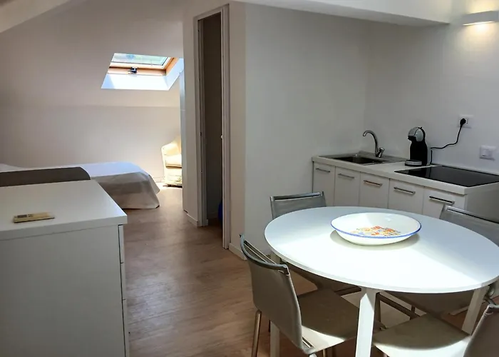 Lägenhet Cv017 - Milano Marittima, Elegante Mansarda Con Aria Condizionata