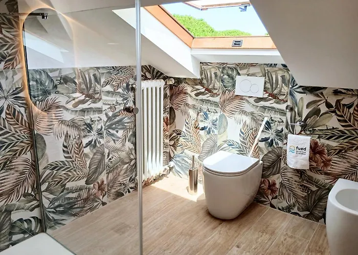 Lägenhet Cv017 - Milano Marittima, Elegante Mansarda Con Aria Condizionata *